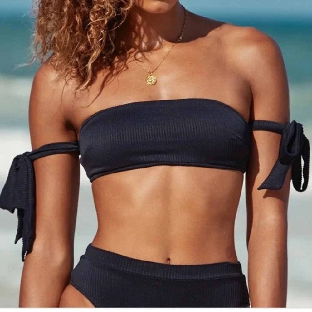 Monday Swimwear Santorini Ribbed Bikini Size Small